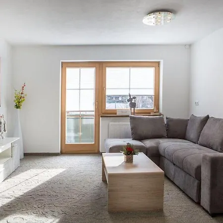 Apartment Ahorn View *