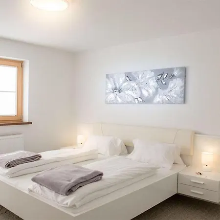 Apartment Ahorn View