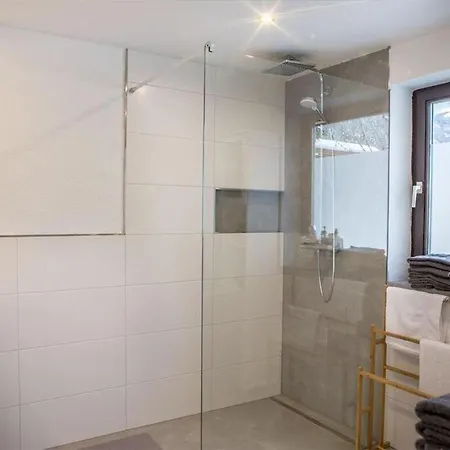 Ahorn View Apartment